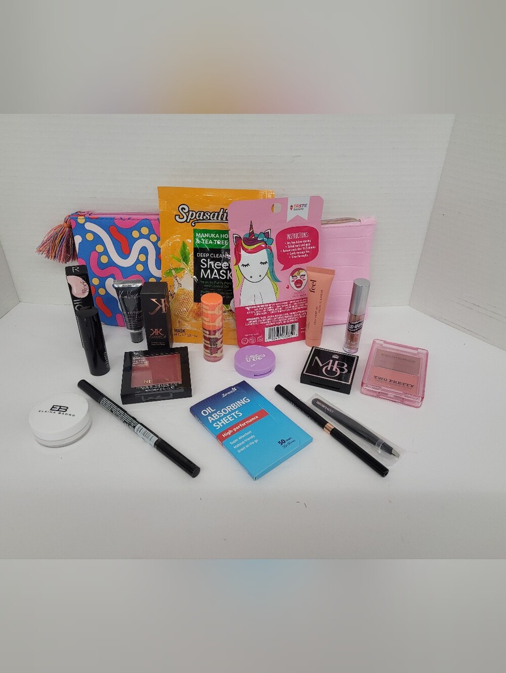 Cosmetic Skincare Bundle Of 20 Items Lot B
